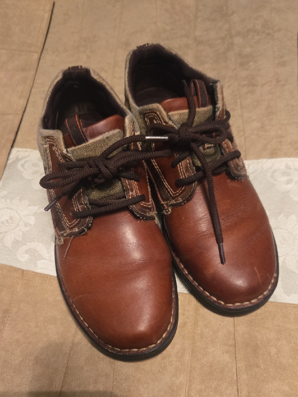 Ariat 4LR Big Boys size 6B Brown  Leather Shoes